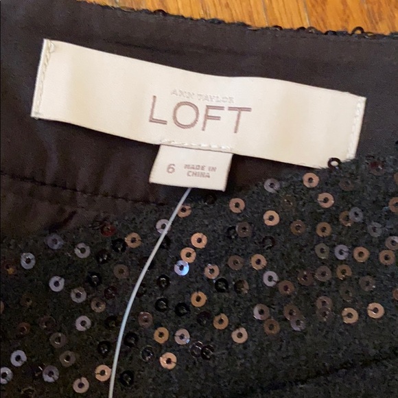 Ann Taylor loft black sequin skirt size 6 NWT - Picture 3 of 5